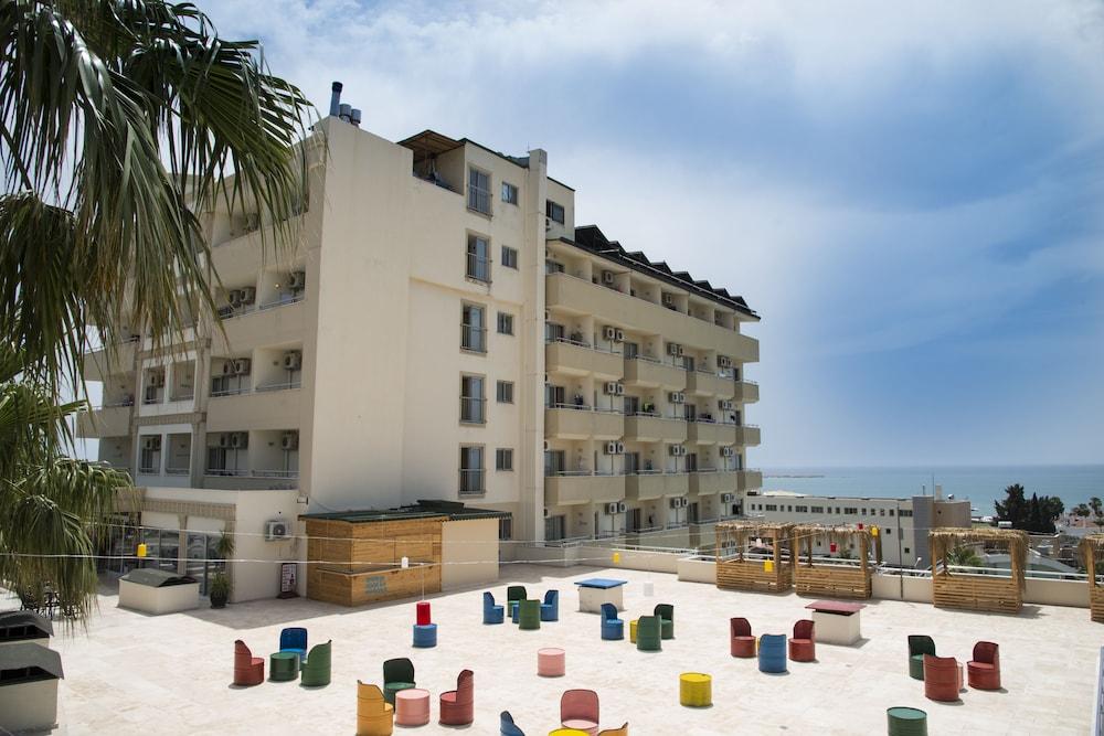 Sunbeach Hill Hotel Side Eksteriør billede